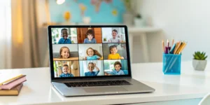 American children abroad learn in a dual language online school.