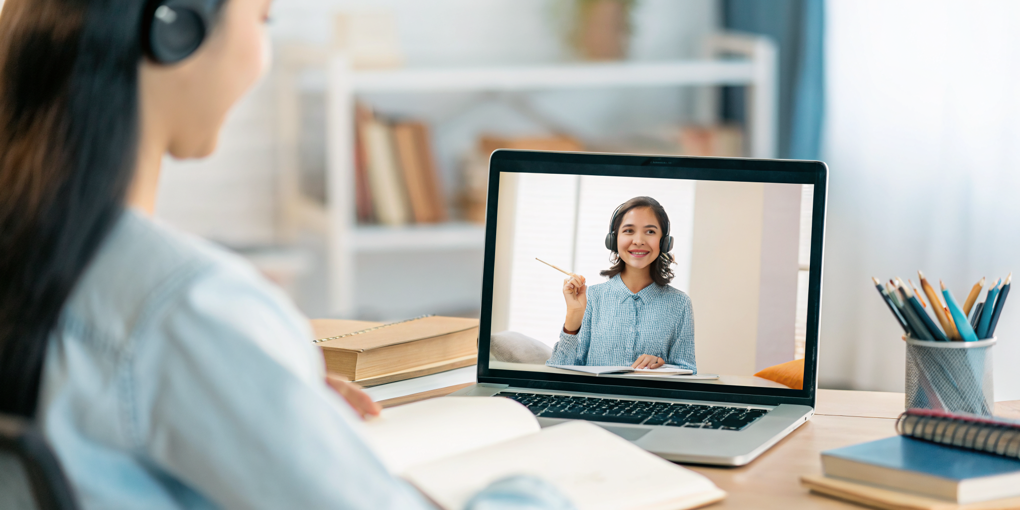Teacher giving focused feedback during a small online class